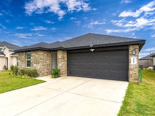 New construction Single-Family house 31018 Brightwell Bnd, Fulshear, TX 77441 plan EASTON - image