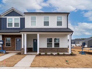 New construction Townhouse house 712 Southland Dr, Zebulon, NC 27597 plan Lakewood - image