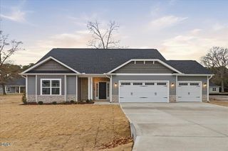 New construction house 107 Manchester Ct, La Grange, NC 28551 plan Plan 2604 - image