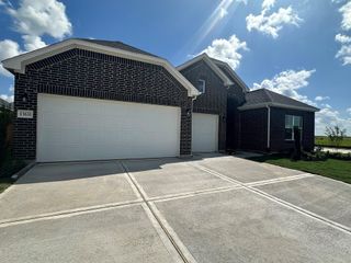 New construction Single-Family house 13631 Lago Vista Dr, Iowa Colony, TX 77583 - image