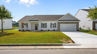 New construction Single-Family house 253 Lake Tyler Dr, New Bern, NC 28560 plan Dylan - Drhe - image