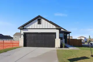 New construction Single-Family house 265 Escape Wy, Jarrell, TX 76537 plan Fresno - image