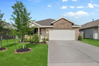 New construction Single-Family house 9410 Songlark Crest Dr, Baytown, TX 77521 plan Agora - image