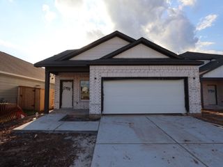New construction Single-Family house 5938 Texas Sun Dr, Fulshear, TX 77441 plan Gardenia - Smart Series - image