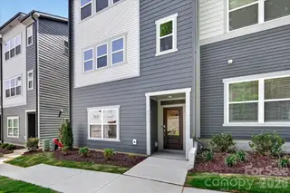 New construction Townhouse house 6022 Pivot Ct, Charlotte, NC 28205 plan Wright - image