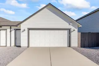 New construction Single-Family house 4032 Sw Obsidian Pl, Redmond, OR 97756 plan Astoria - image