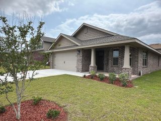 New construction Single-Family house 187 Ridgeway Cir, Crestview, FL 32536 plan 1717 - image
