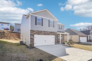 New construction Single-Family house 834 Adelston Ln, Asheville, NC 28804 plan Galen - image