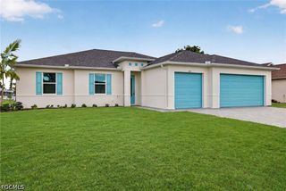 New construction Single-Family house 29 Ne 20Th Ct, Cape Coral, FL 33909 plan The Paradise Cove III - image