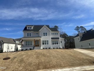 New construction Single-Family house 401 Stable Valley Dr, Fuquay Varina, NC 27526 - image