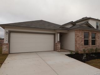 New construction Single-Family house 8316 Roadrunner Psge, San Antonio, TX 78222 plan Eastland - image