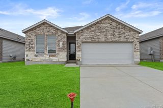 New construction Single-Family house 1209 Twisted Crk, New Braunfels, TX 78130 plan Clearwater - image