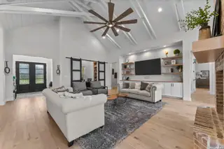 New construction Single-Family house 411 Acorn Trl, Seguin, TX 78155 - image