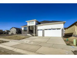 New construction Single-Family house 1648 Sundown Run Dr, Windsor, CO 80550 plan Plan C555 - image