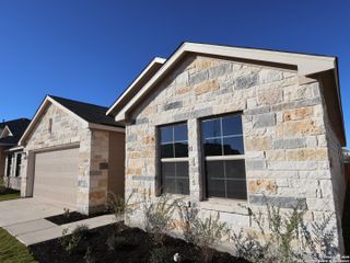 New construction  house 13627 Beebrush Saddle, San Antonio, TX 78253 plan Boone - 40' Smart Series - image