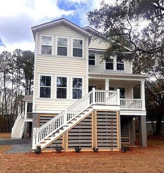 New construction Single-Family house 3135 Vanessa Lynne Ln, Johns Island, SC 29455 plan Amberly - image