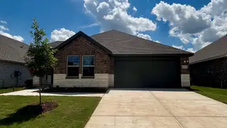 New construction Single-Family house 3313 Melissa Ln, Ennis, TX 75119 plan Camden - image