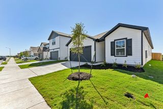 New construction Single-Family house 716 W Wesley Miller Ln, Taylor, TX 76574 plan Prism - image