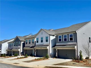 New construction Townhouse house 5427 Allegro Ln, Flowery Branch, GA 30542 - image