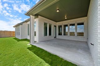 New construction Single-Family house 825 Hemingway Lp, Liberty Hill, TX 78642 plan Hamilton - image