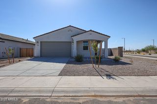 New construction  house 1668 S 246Th Ln, Buckeye, AZ 85326 plan Plan 3 - image