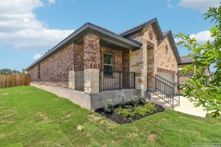 New construction Single-Family house 9905 Paladin Rdg, San Antonio, TX 78254 plan Callaghan - image