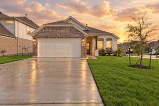 New construction Single-Family house 5643 Silverleaf Oak Ln, Houston, TX 77066 plan Plan 210 - image
