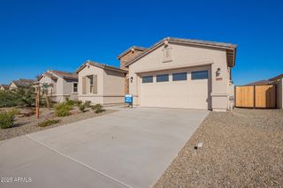 New construction Single-Family house 16372 W Jackson St, Goodyear, AZ 85338 plan Crimson - image