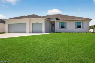 New construction Single-Family house 1208 Nw 19Th St, Cape Coral, FL 33993 plan The Bluewater Cove - image