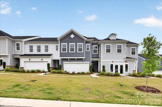 New construction Townhouse house 512 Webster Ln, Cramerton, NC 28032 - image