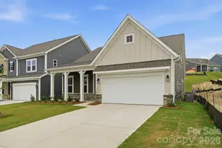 New construction house 5068 Duval Cir, Tega Cay, SC 29708 plan Pembrooke - image