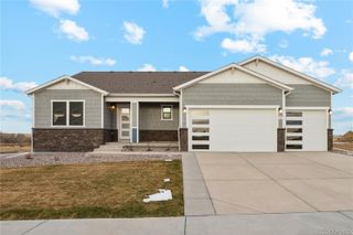 New construction Single-Family house 5447 Portrush Lp, Elizabeth, CO 80107 - image