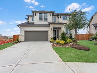 New construction Single-Family house 31906 Wind Ridge Dr, Fulshear, TX 77441 plan Goldeneye - image