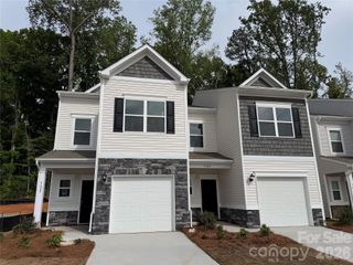New construction Townhouse house 5628 Ringneck Rd, Charlotte, NC 28216 - image