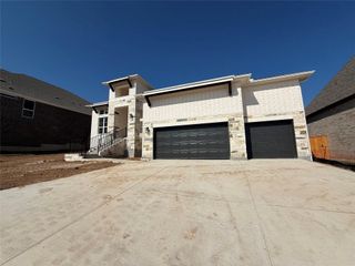 New construction Single-Family house 325 Knockout Rose Dr, San Marcos, TX 78666 plan Palmer - image