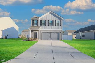 New construction Single-Family house 956 Rift Valley Dr, Zebulon, NC 27597 plan Voyager - image