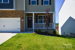 New construction  house 584 Country Oak Dr, Asheville, NC 28804 plan Penwell - image