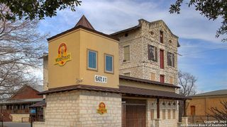 New construction Single-Family house 1913 Luna St, New Braunfels, TX 78132 plan 2493W - image