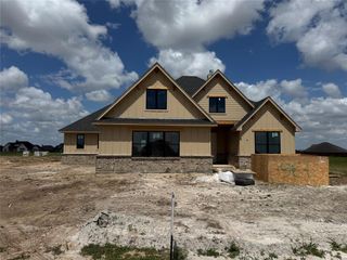 New construction Single-Family house 136 Chapowits, Godley, TX 76044 plan The Longview - image