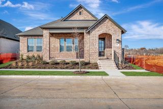 New construction Single-Family house 2085 Pine Grove Ln, Arlington, TX 76005 plan The Middlebrook - image