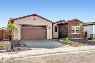 New construction Single-Family house 7813 W Tether Trl, Peoria, AZ 85383 plan Aspen Plan 4578 - image