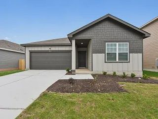 New construction house 332 Stone Crossing Dr, Liberty, TX 77575 plan Hawking - image