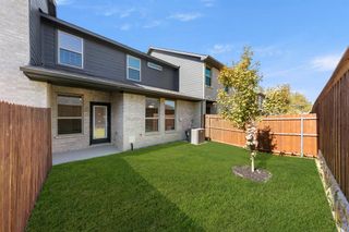 New construction Townhouse house 2666 Copper Breaks St, Dallas, TX 75228 - photo