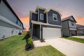 New construction Single-Family house 2340 Pipefish Dr, Conroe, TX 77384 plan The Camden - image