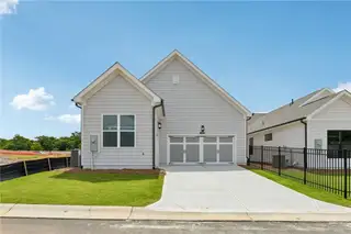 New construction Single-Family house 1028 Eastman Ct, Hoschton, GA 30548 plan The McDaniel - image