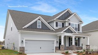 New construction Single-Family house 7165 Sylvan Retreat Dr, Denver, NC 28037 plan Windsor - image