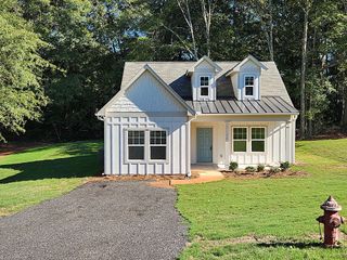 New construction Single-Family house 002 Clemit Harris Rd, Newnan, GA 30263 plan Windsor - image