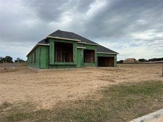 New construction Single-Family house 144 Agua Dulce, Bastrop, TX 78602 plan Savannah - image