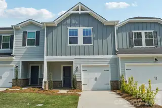New construction Townhouse house 8212 Hidden Springs Trl, Charlotte, NC 28216 - image