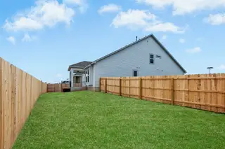 New construction Single-Family house 1522 Bluff Path, New Braunfels, TX 78130 plan Montrose - image